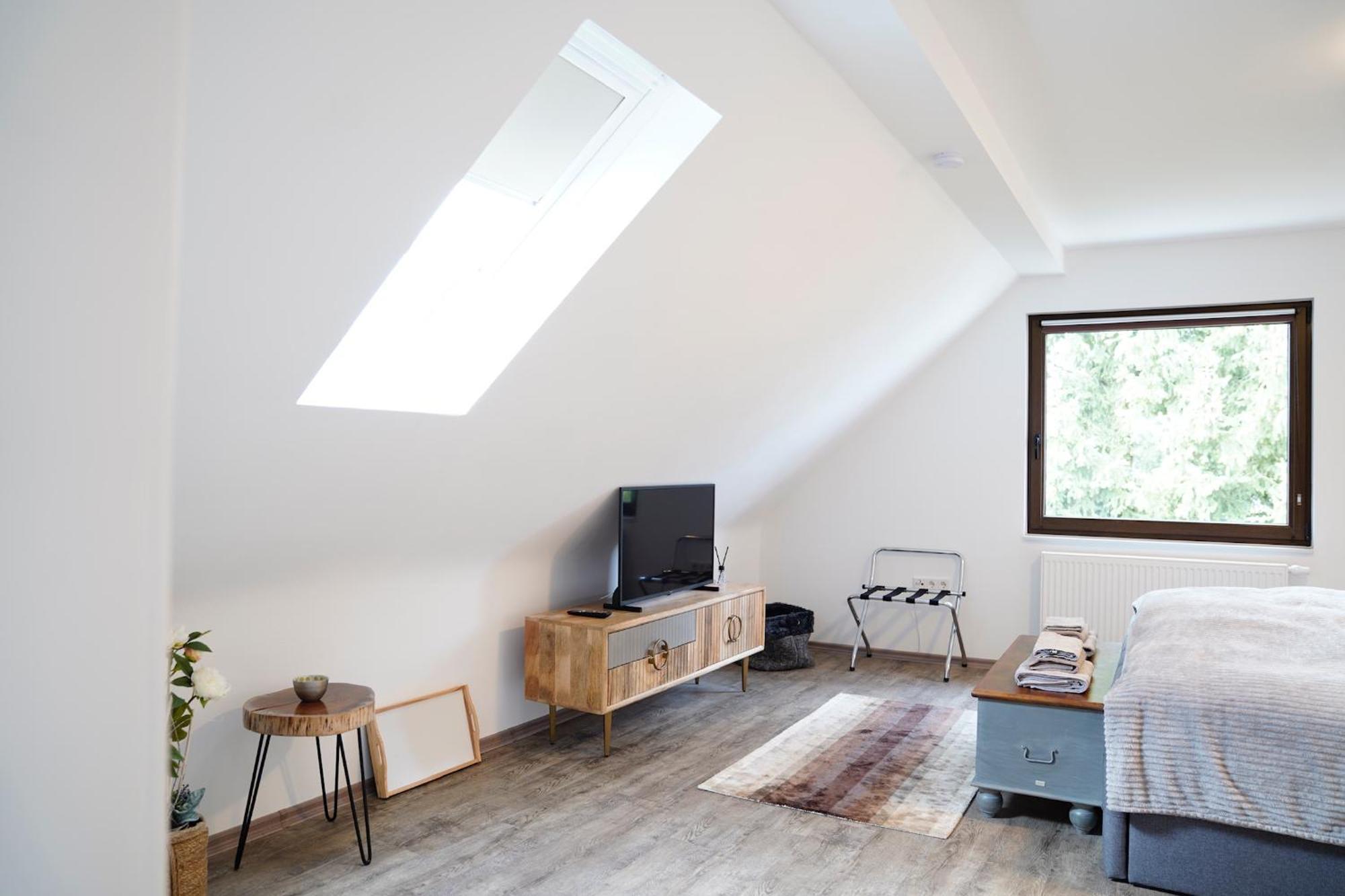 Wellness Am Morgengau Mit Whirlpool Und Sauna Rotterode Exterior photo