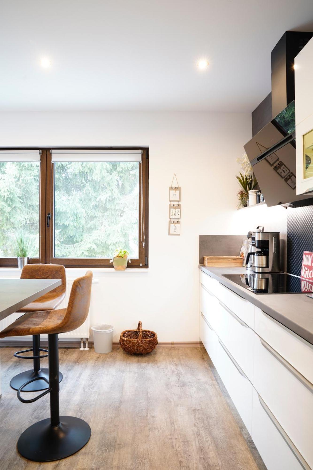 Wellness Am Morgengau Mit Whirlpool Und Sauna Rotterode Exterior photo